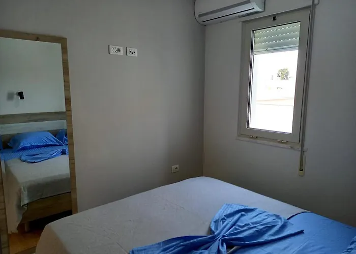 Apartament Stella Marina Family 1 *